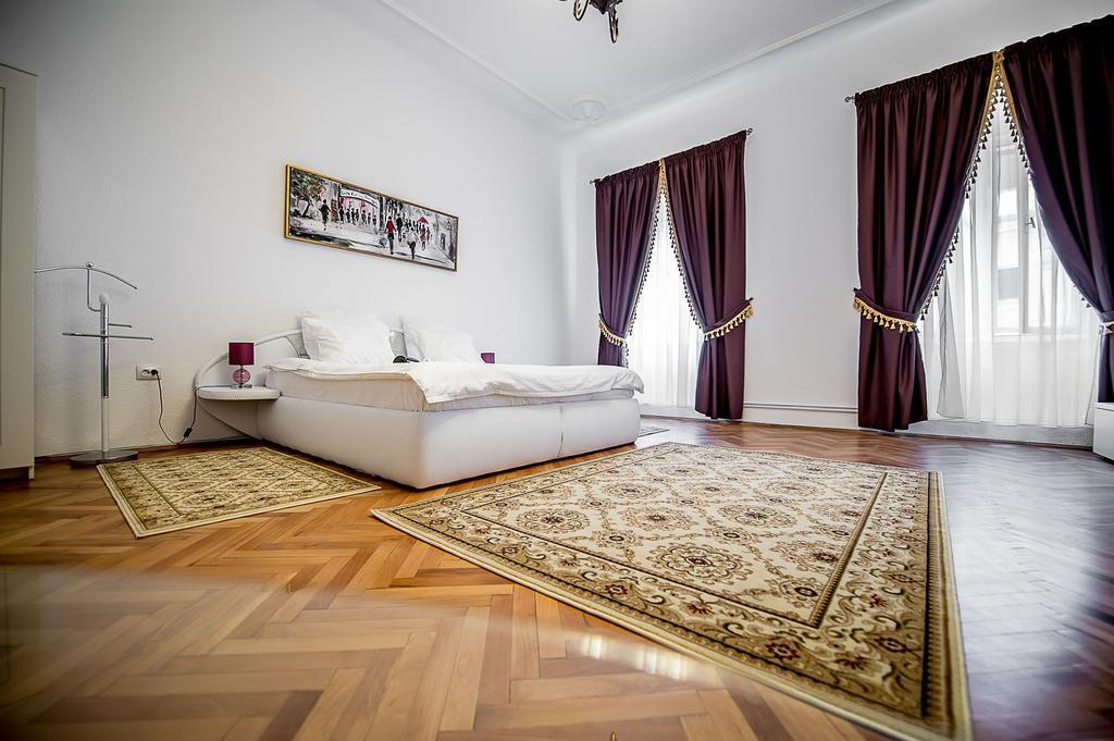 Apartament Piata Mica Sibiu Habitación foto